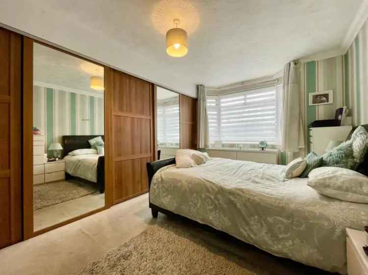 3 Bedroom Detached Bungalow for Sale in Ensbury Park Bournemouth