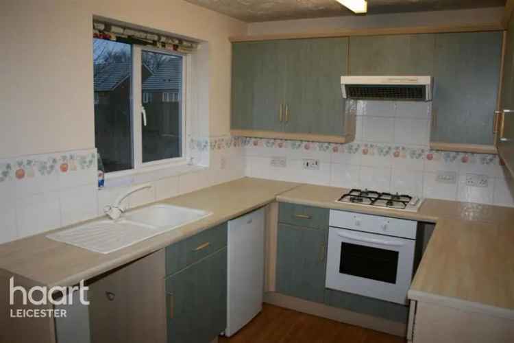 3 bedroom flat to rent