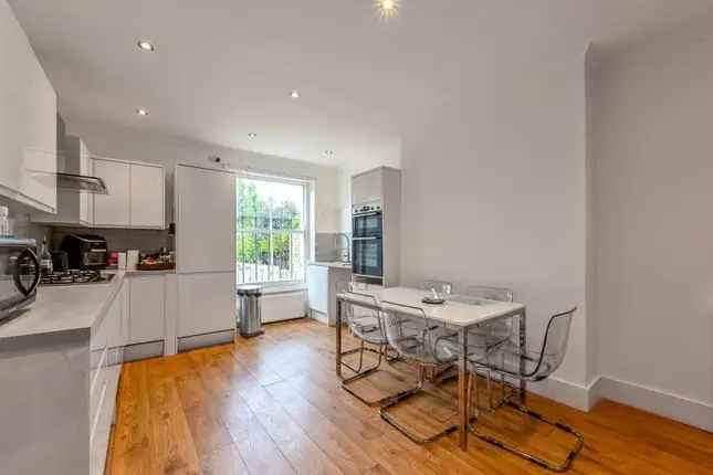 7 Bedroom Terraced House for Sale in Stoke Newington N16