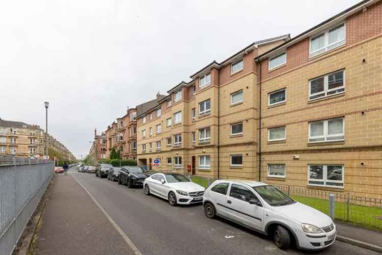 2 Bedroom Flat for Sale in Dennistoun Glasgow