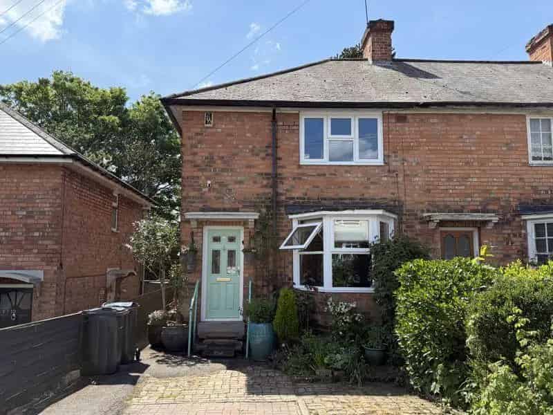 3 Bedroom End Terrace House for Sale
