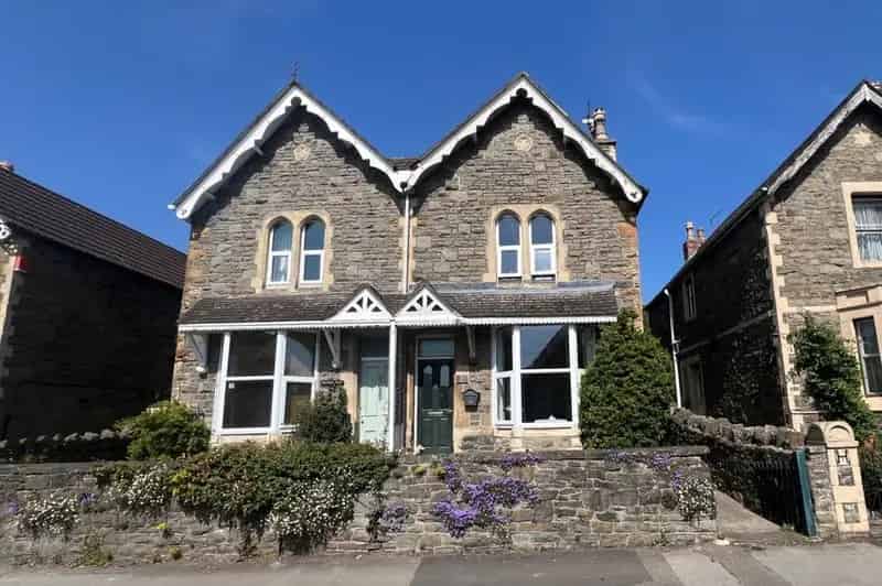 3 Bedroom Semi Detached House for Sale Clevedon