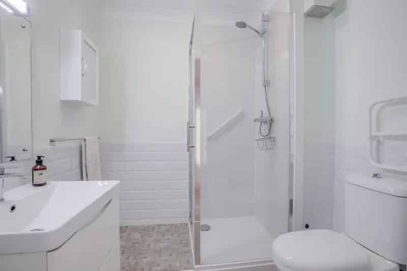 2 Bed Retirement Apartment Town Centre Location