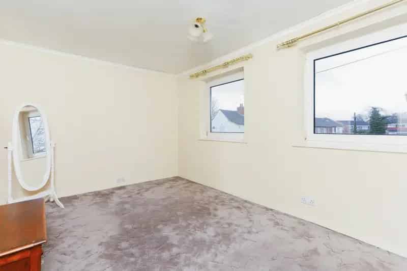 2 Bedroom Mid Terraced House Water Orton Birmingham