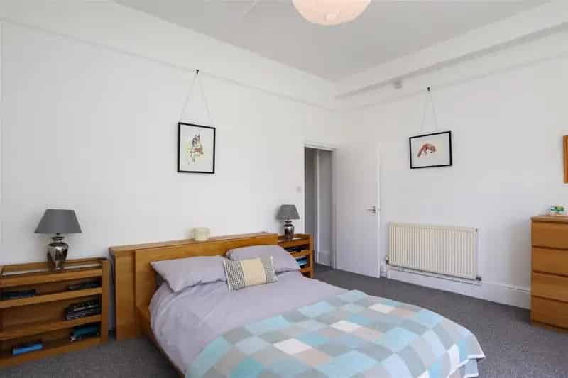 2 Bed Flat for Sale St Leonards-on-Sea