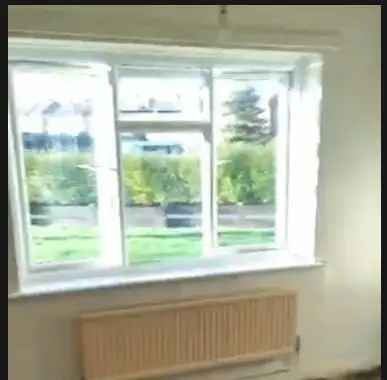 Flat For Rent in Ashfield, England