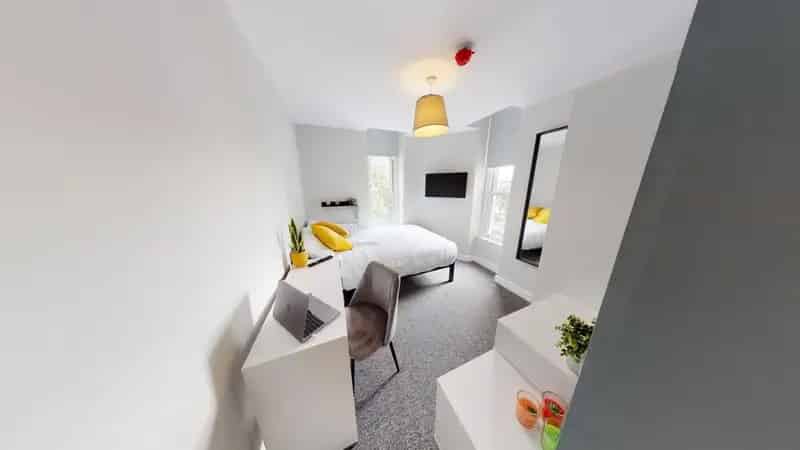 4 Bedroom Ground Floor Flat to Rent