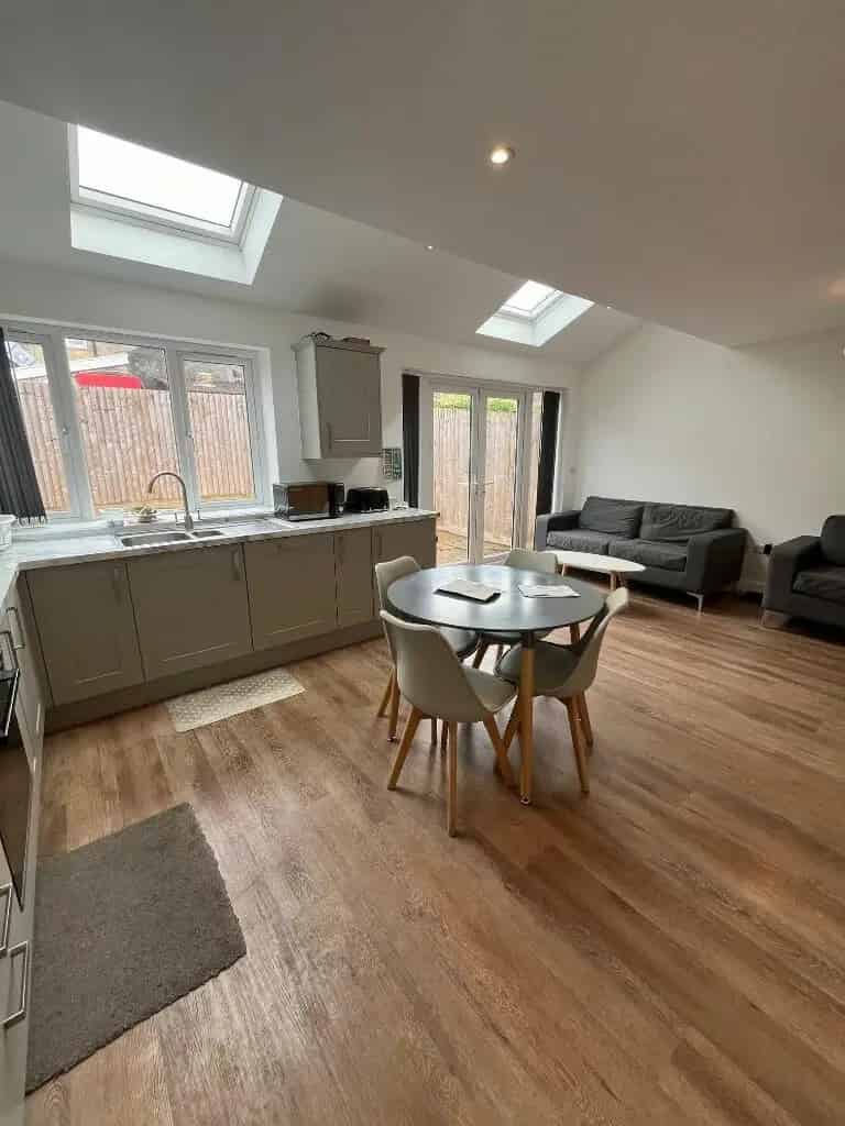 4 Bedroom House Near Southmead Hospital