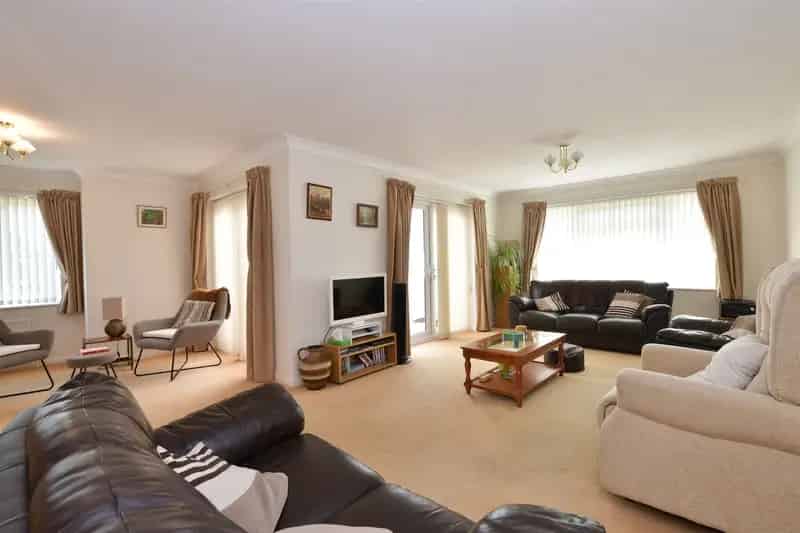 4 Bedroom Detached House for Sale in Billericay