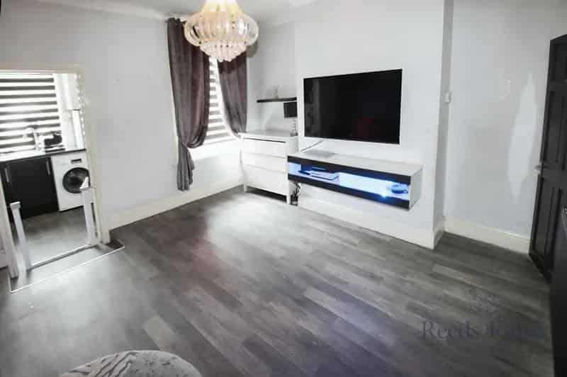 3 Bedroom Mid Terrace House for Sale Woodlesford LS26