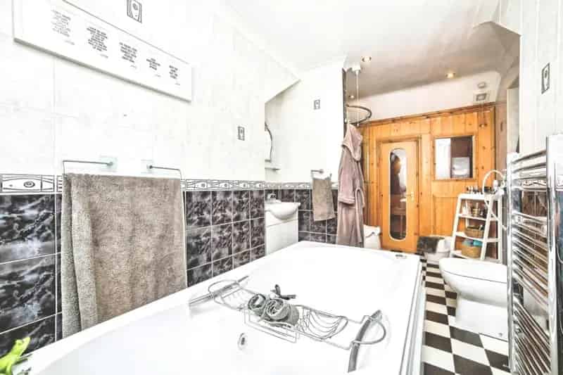 3 Bed Detached Dormer Bungalow For Sale