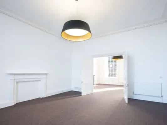 , Raeburn House, 32 York Place, Edinburgh, EH1 3HU | Property to rent | Savills