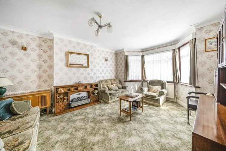 House For Sale in London, England