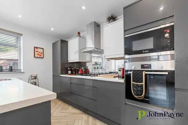 3 Bedroom Semi-Detached House for Sale Coventry