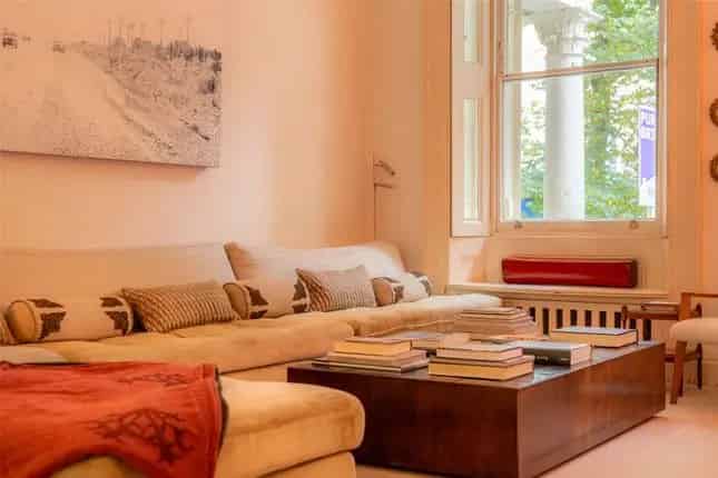 Spacious Knightsbridge Flat near Hyde Park