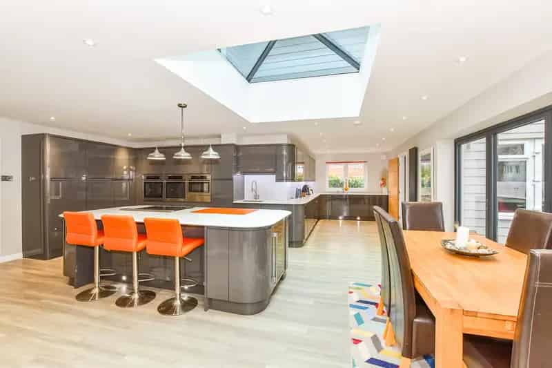 5 Bedroom Detached House Matfield Modern Open Plan Living Family Home