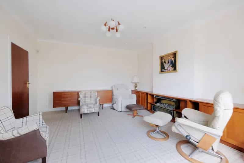 Spacious 4-Bedroom Detached Home in Aberdeen West End
