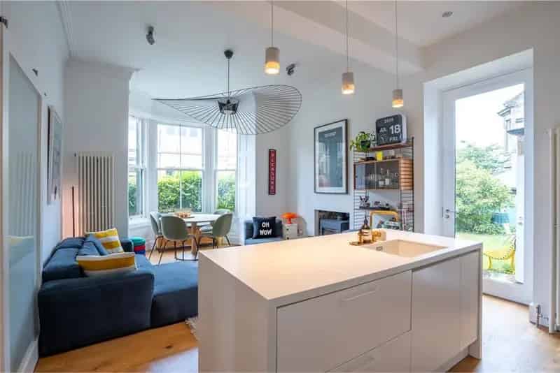 4 Bed Semi Detached House Trinity 2 Reception Rooms