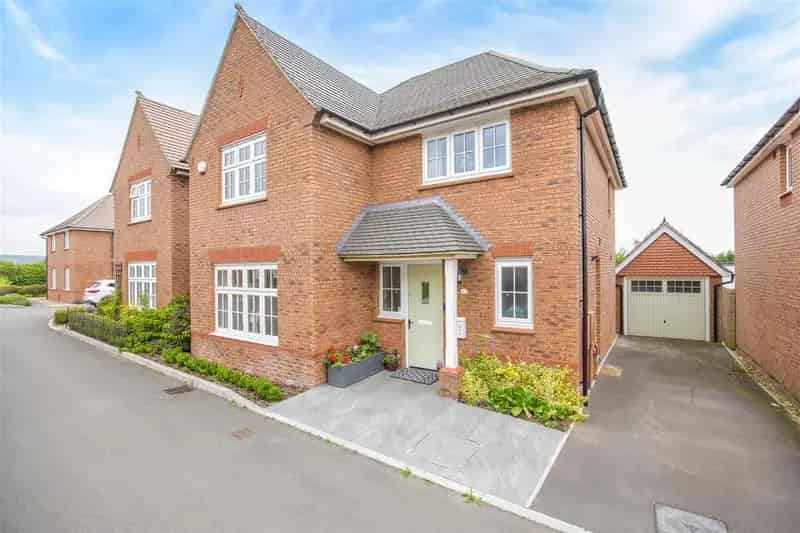 4 Bedroom Detached House for Sale in Radyr