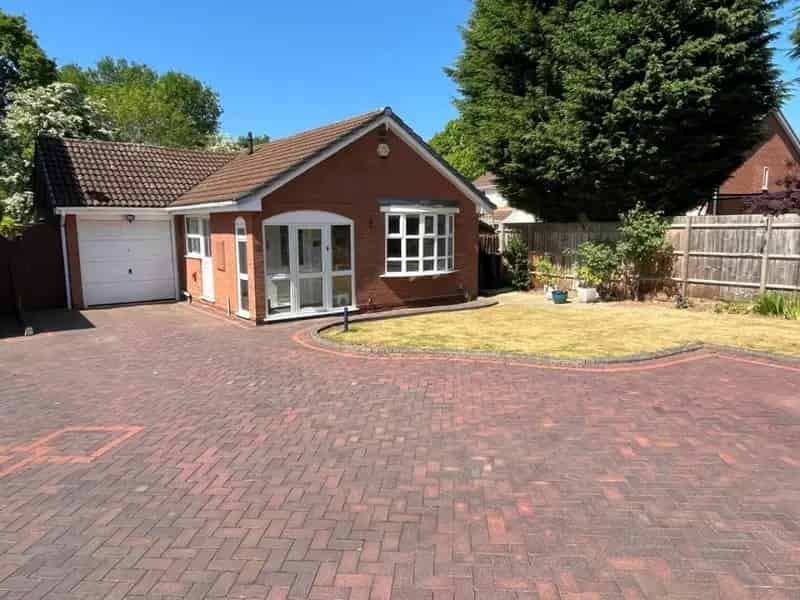 3 bedroom Bungalow
 For Sale