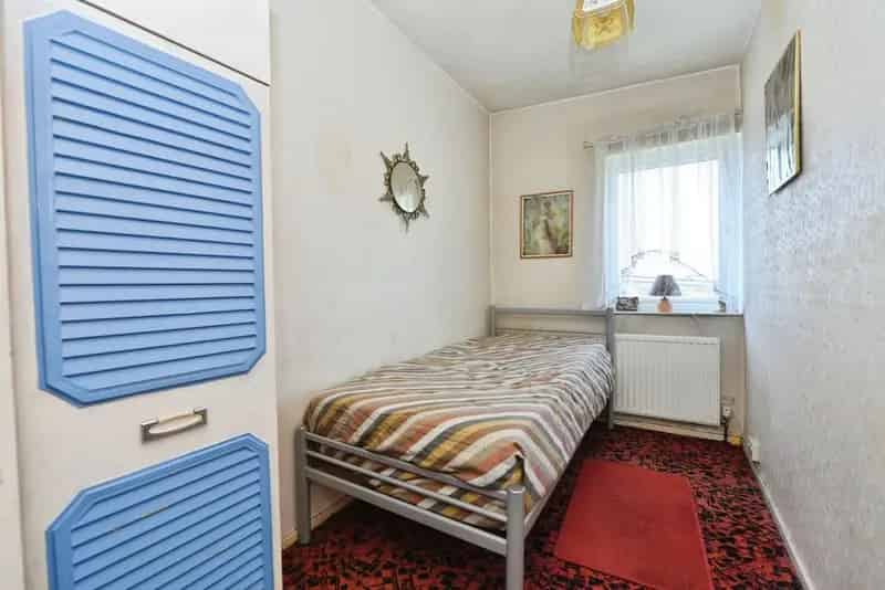 3 Bedroom Mid Terrace House Sheffield S14 - Online Auction