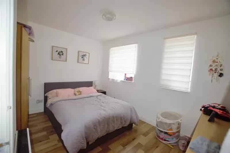 1 Bedroom Flat House to Rent