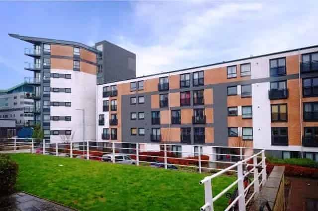 2 Bedroom Flat to Rent in Dennistoun Glasgow