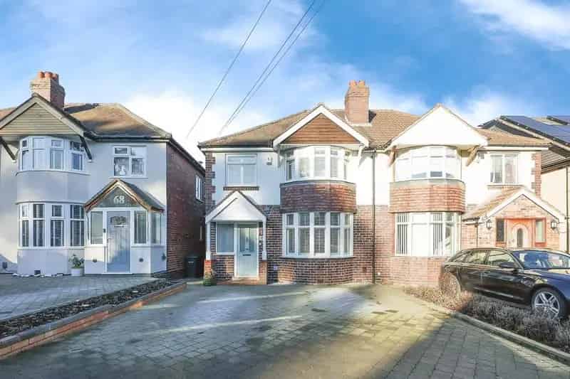 3 Bedroom Semi Detached House For Sale