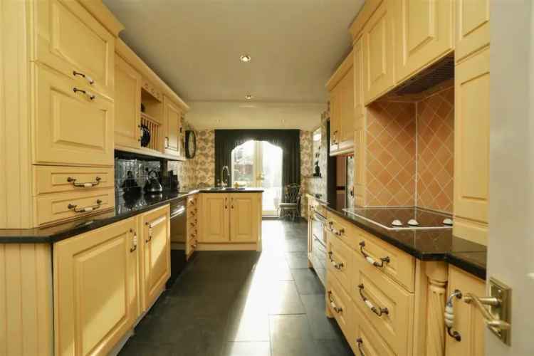 4 Bedroom Detached House For Sale Huby