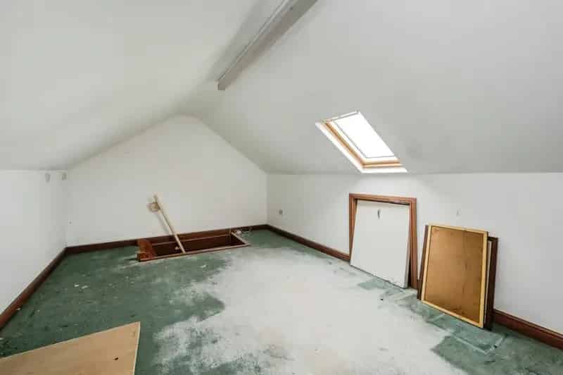 3 Bedroom Semi Detached House In Sketty
