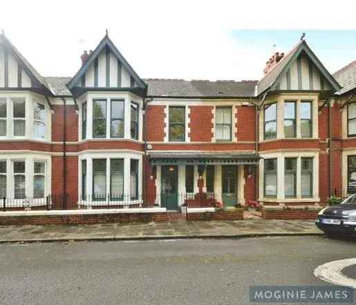 4 bedroom terraced house for sale