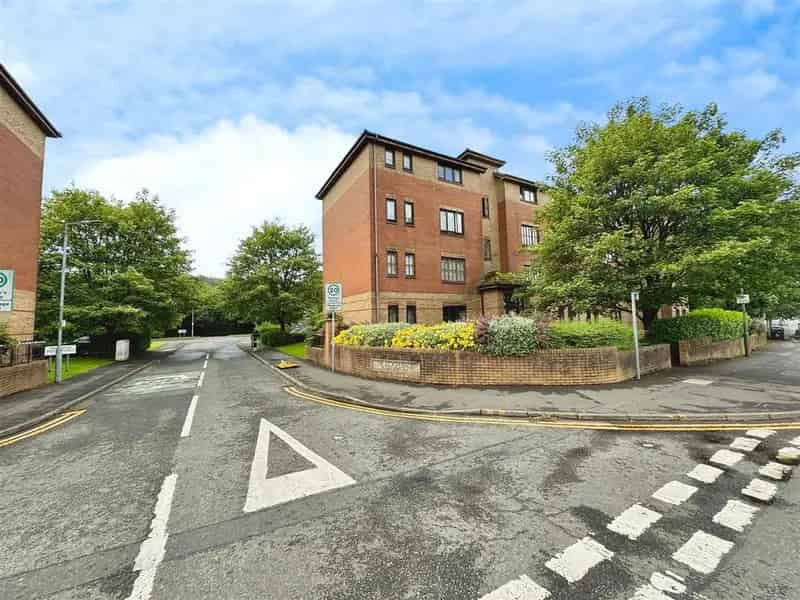 2 Bedroom Flat to Rent Clydebank