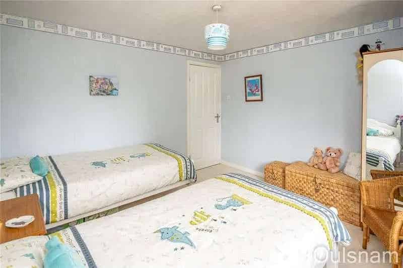3 Bed House For Sale Bromsgrove Near Sanders Park