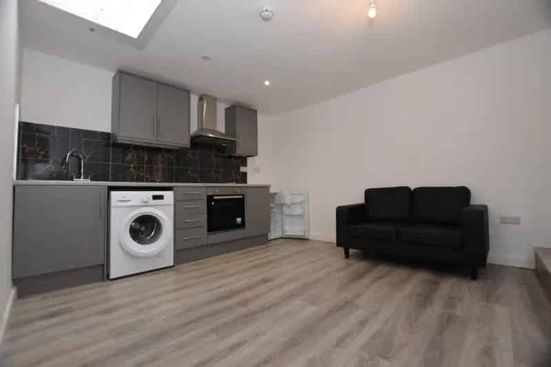1 Bedroom Flat To Rent Available 30062025