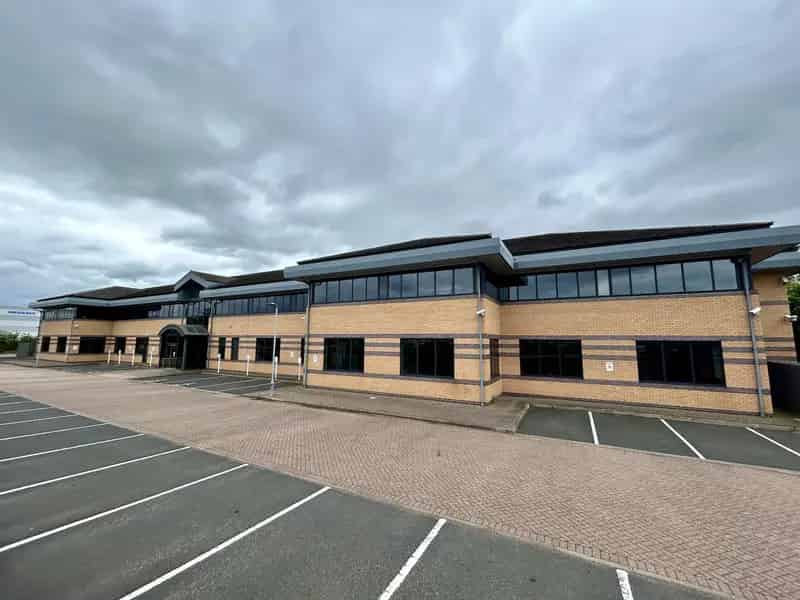 Lincoln House Grade A Office Building