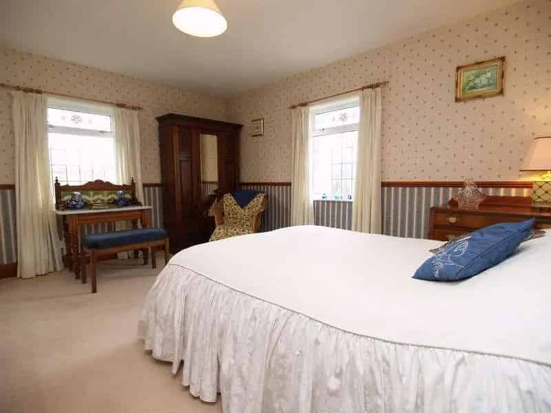 5 Bed House for Sale near Llandrindod Wells