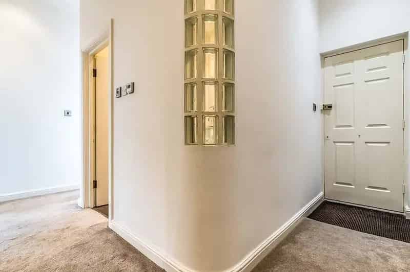 2 Bed Flat to Rent Manchester M1 - Secure Parking Included