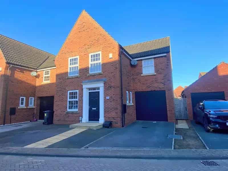 3 Bedroom Detached House for Sale