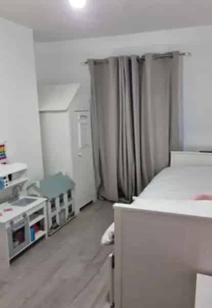 Spacious 2-Bedroom Flat Kentish Town Near Station and Parks