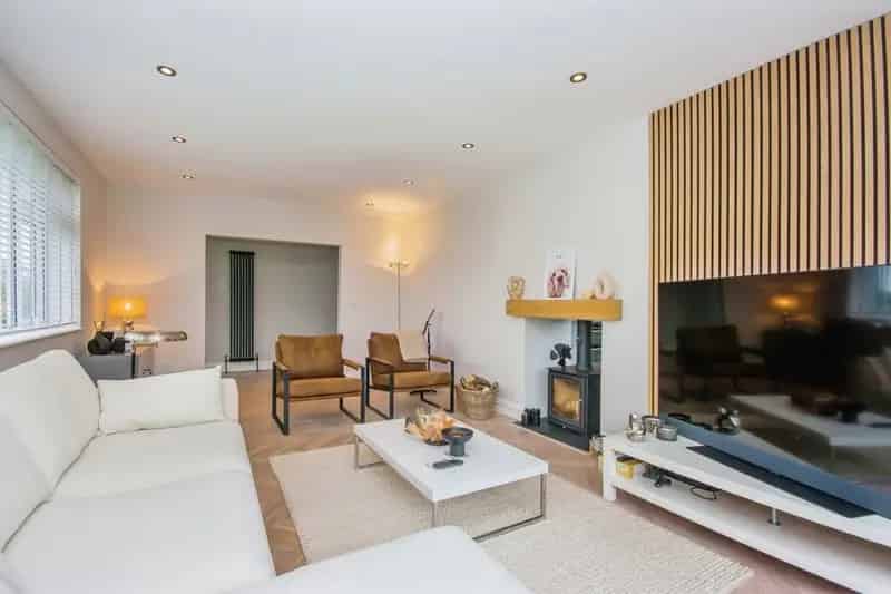 3 Bed Detached Bungalow Spacious Garden Modern Kitchen