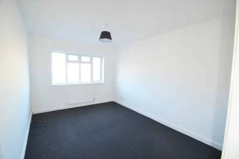 1 Bedroom Flat House to Rent