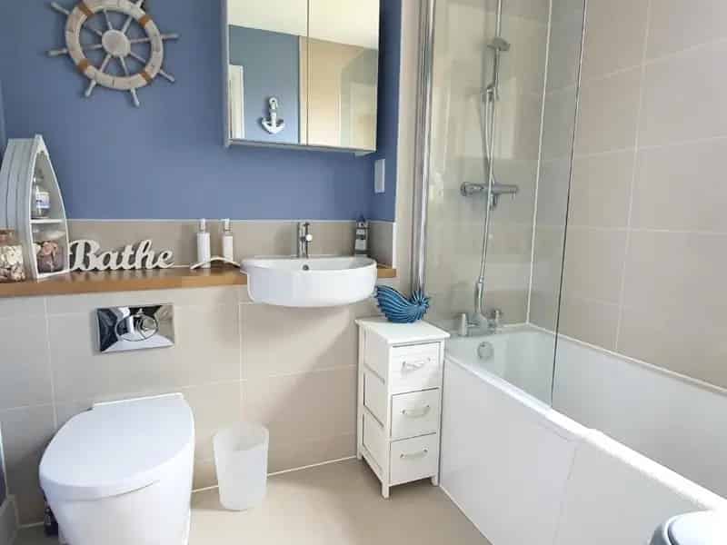 4 Bed Detached House for Sale