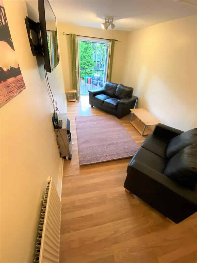 6 Bedroom Townhouse Near Christie Hospital