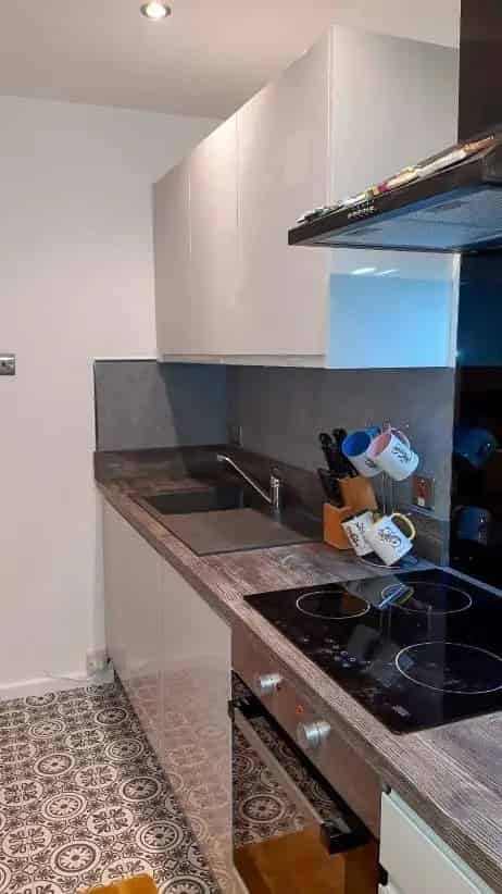 1 Bed Flat for Sale - High Yield Investment Opportunity