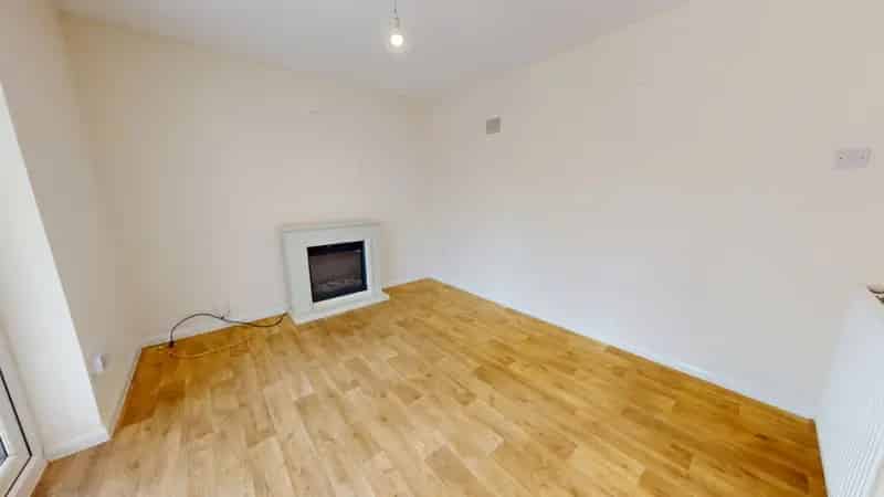 1 Bedroom Bungalow For Sale