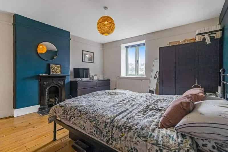 2 Bed Period House for Sale Near Amenities