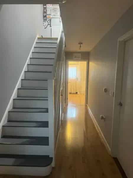 Convenient Home with Excellent Transport Links