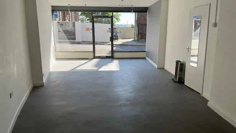 Retail Office Premises High Street Frontage Prime Town Centre Location
