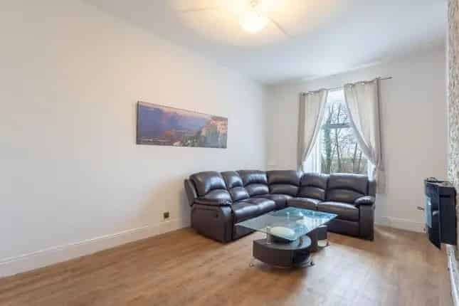 Flat for Sale in Lenzie Street Springburn Glasgow