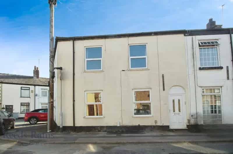 2 Bedroom End Terrace House for Rent Macclesfield Cheshire SK10